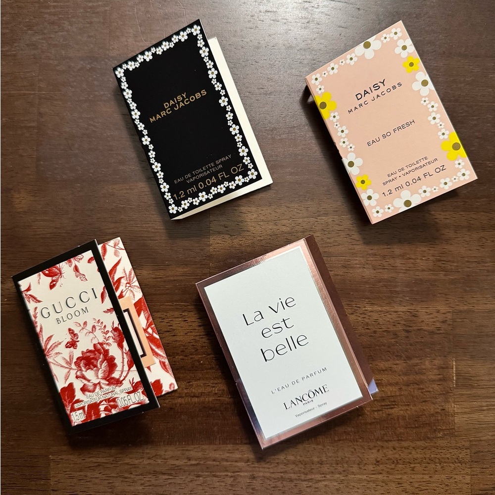 Set of 4 Perfume Samplers - Gucci Bloom, Daisy Marc Jacobs, Lancome